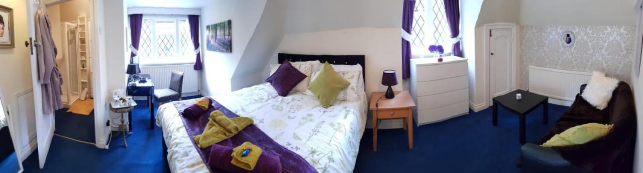 Peaceful Retreat Hideaway Surrey Apartment เอสเชอร์ ภายนอก รูปภาพ